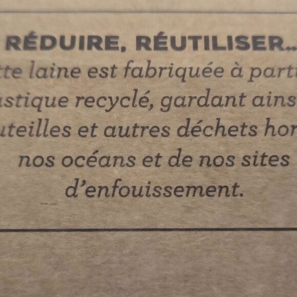 LION BRAND YARNS RE-SPUN QUICK N THICK RECYCLED YARN CIDER 2 SKEINS 12 OZ - Picture 9 of 11